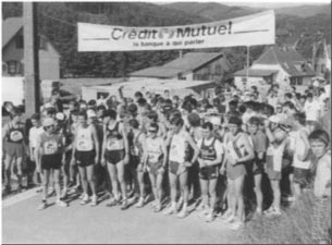 Départ de la 17ème Montée du Boedelen